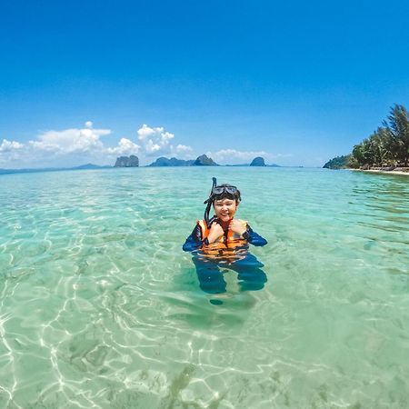 Thapwarin Resort - Green Hotel Koh Ngai Dış mekan fotoğraf