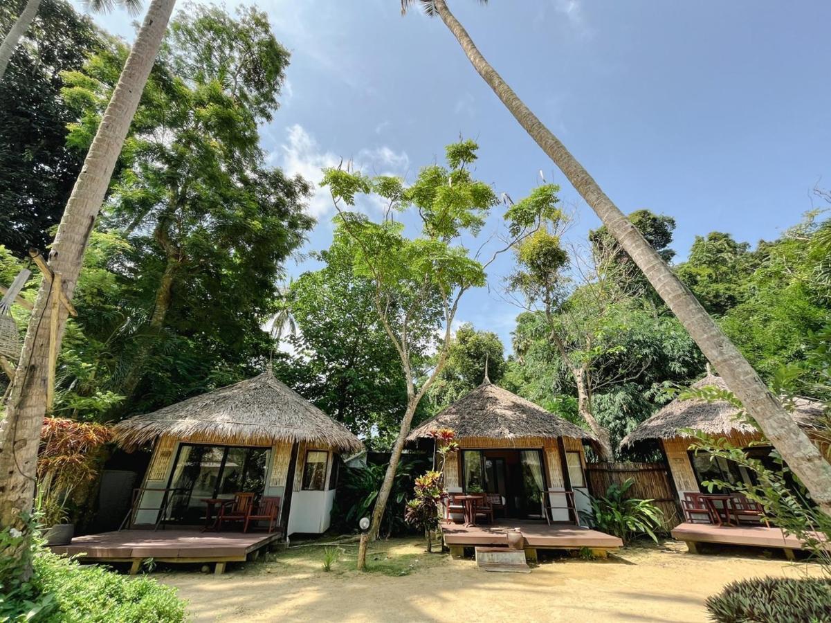 Thapwarin Resort - Green Hotel Koh Ngai Dış mekan fotoğraf